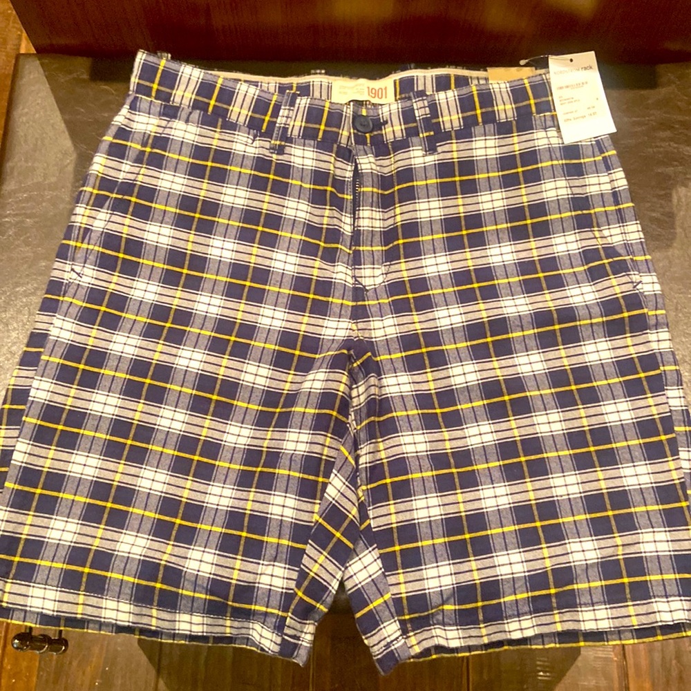 Brand new with tags 1901 slim fit plaid men’s shorts sz 30